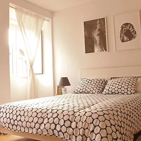 Apartment Nelson & Family's Traditional Lisbon
